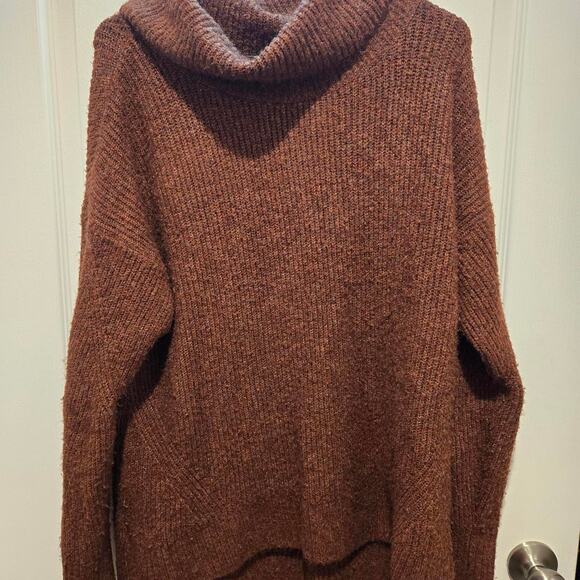old navy sweater - Picture 1 of 4